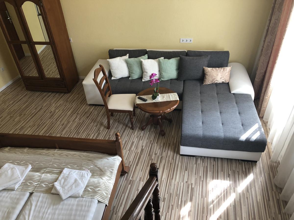 Mosoly Apartman Szeged Exterior photo